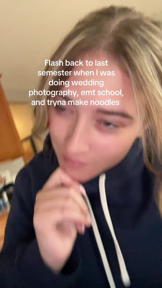 Post 8 by Aves Photo Booth on TikTok (video)