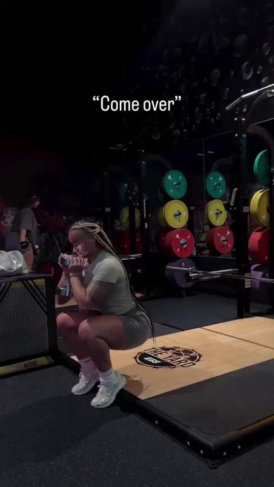 Post 3 by Lee Lee 🩷 on TikTok (video)