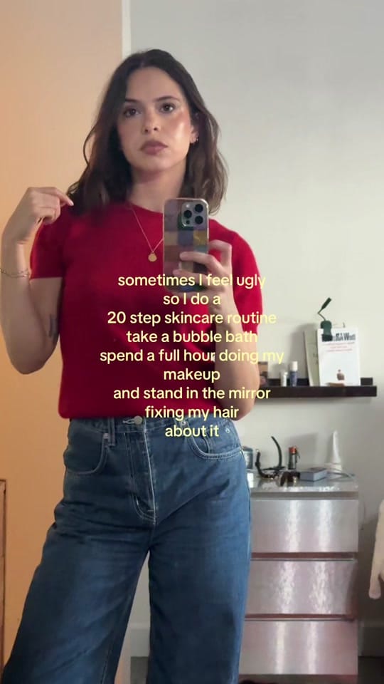 Post 4 by dafnaflows on TikTok (video)