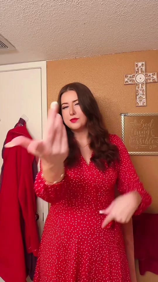 Post 8 by Maddie 💗 on TikTok (video)