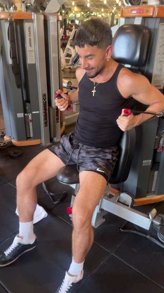 Post 1 by Onlyjuanyouneed on TikTok (video)