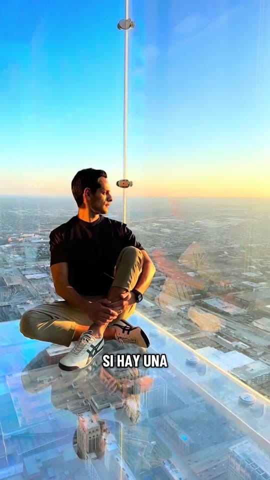 Post 8 by andresenchicago on TikTok (video)