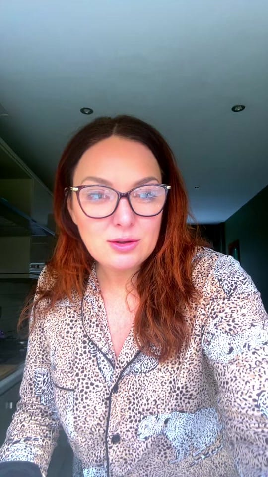 Post 5 by Kelly Anne Flynn on TikTok (video)