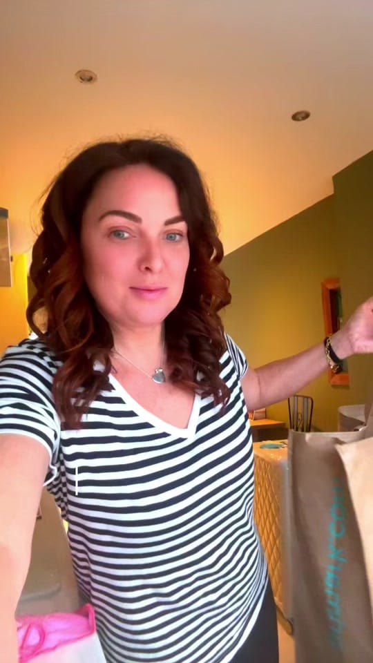 Post 7 by Kelly Anne Flynn on TikTok (video)