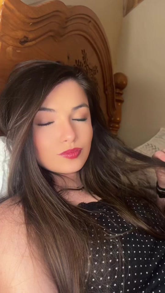 Post 4 by Brenna Iannelli on TikTok (video)