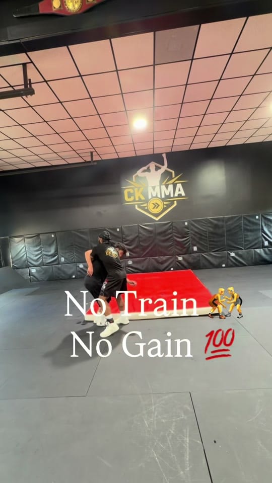 Post 1 by Santonio“The Predator”Thompson on TikTok (video)