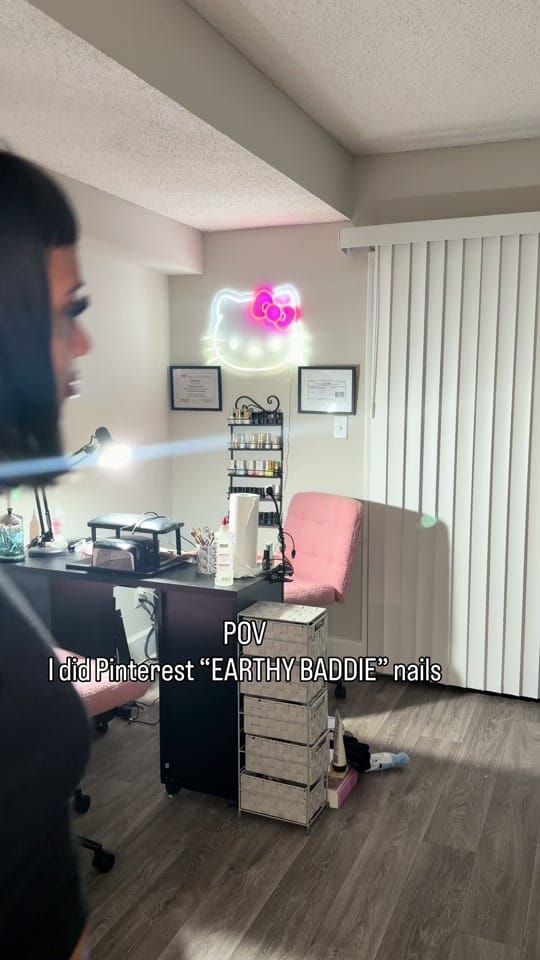 Post 5 by Kikionthebeat on TikTok (video)