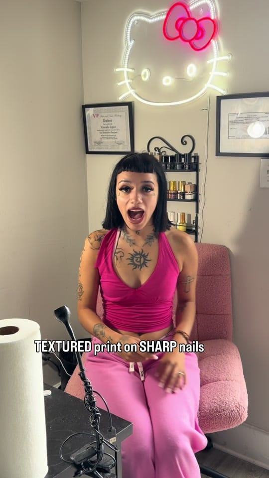 Post 6 by Kikionthebeat on TikTok (video)