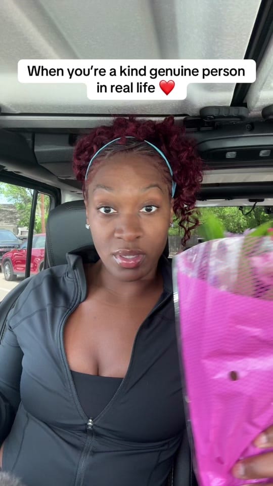 Post 6 by Roller Skate with Chesley 🛼 on TikTok (video)
