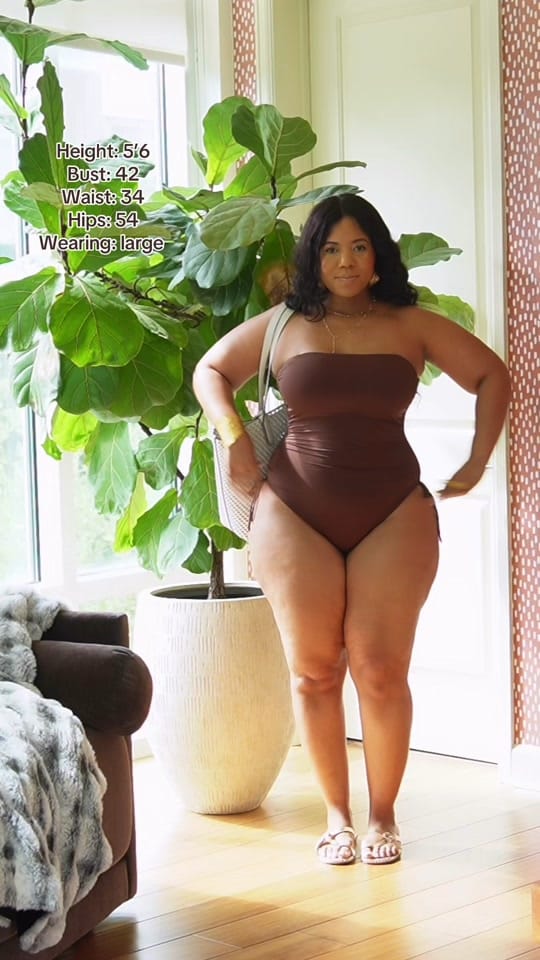 Post 7 by Tatiana/ Fit With Curves on TikTok (video)
