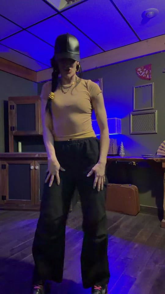 Post 8 by Abby Alternative 🛼🧘🏻‍♀️🏔️ on TikTok (video)