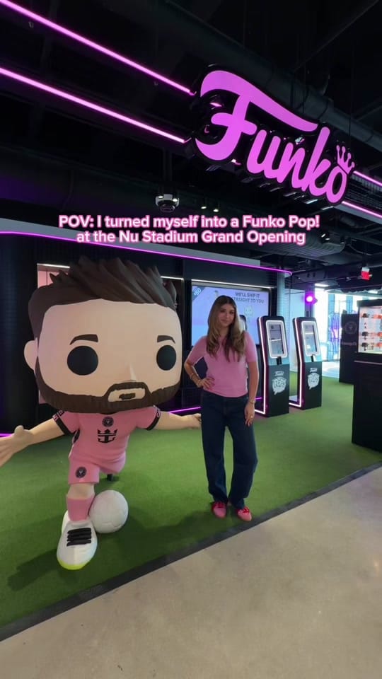 Post 1 by Liz Elias on TikTok (video)