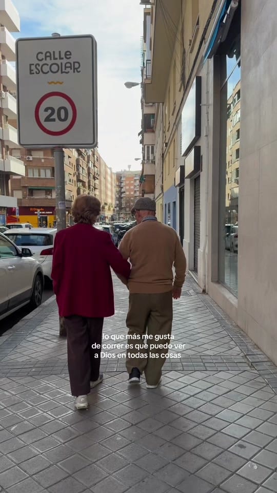 Post 2 by Sol Bürkle on TikTok (video)
