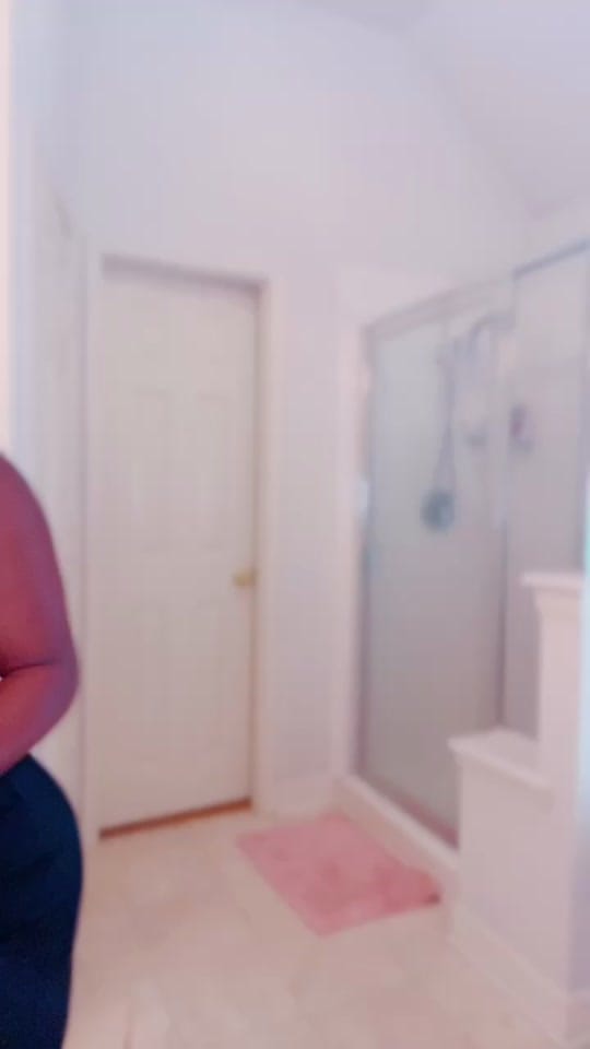 Post 8 by Dee on TikTok (video)