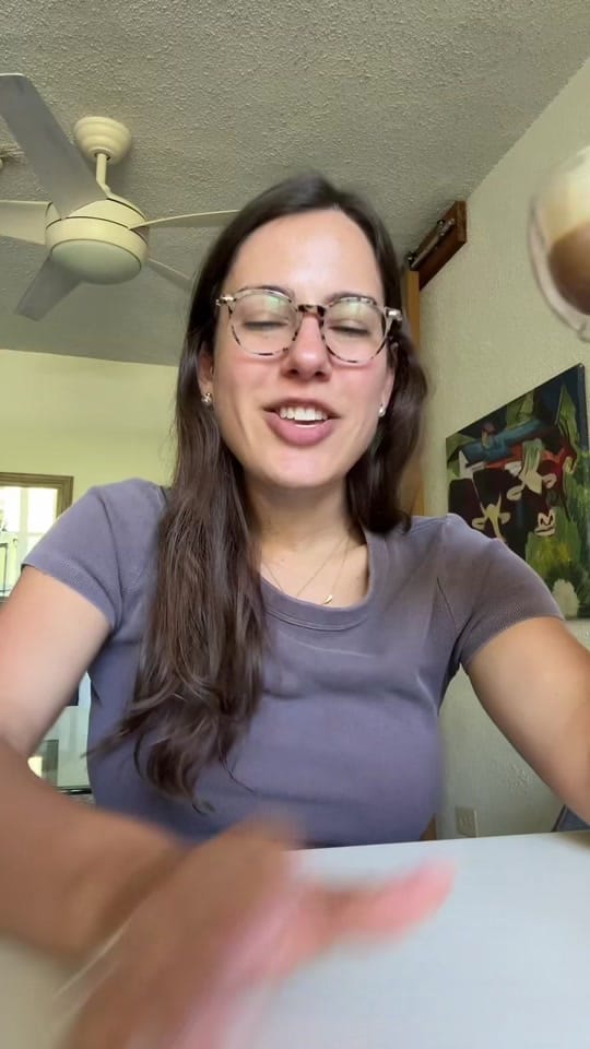 Post 1 by Sofia Vegas on TikTok (video)
