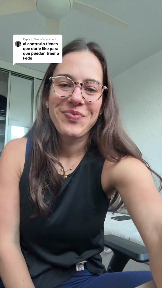 Post 7 by Sofia Vegas on TikTok (video)