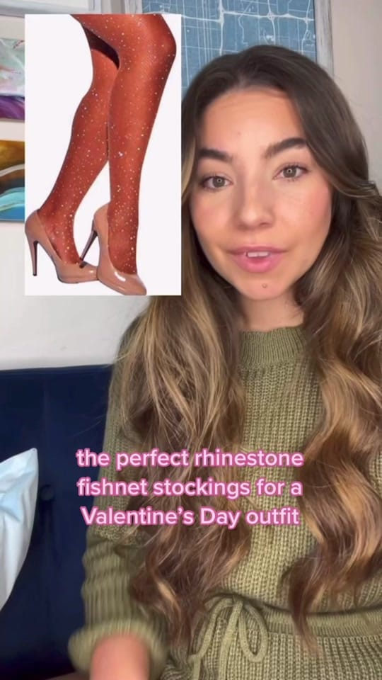 Post 9 by Lauryncakes on TikTok (video)