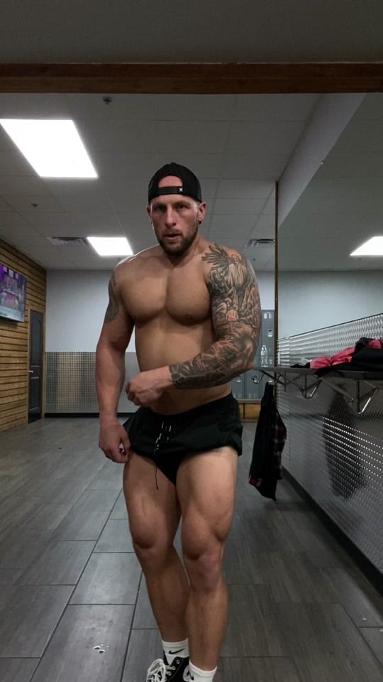 Post 10 by jeffreyyscott on TikTok (video)