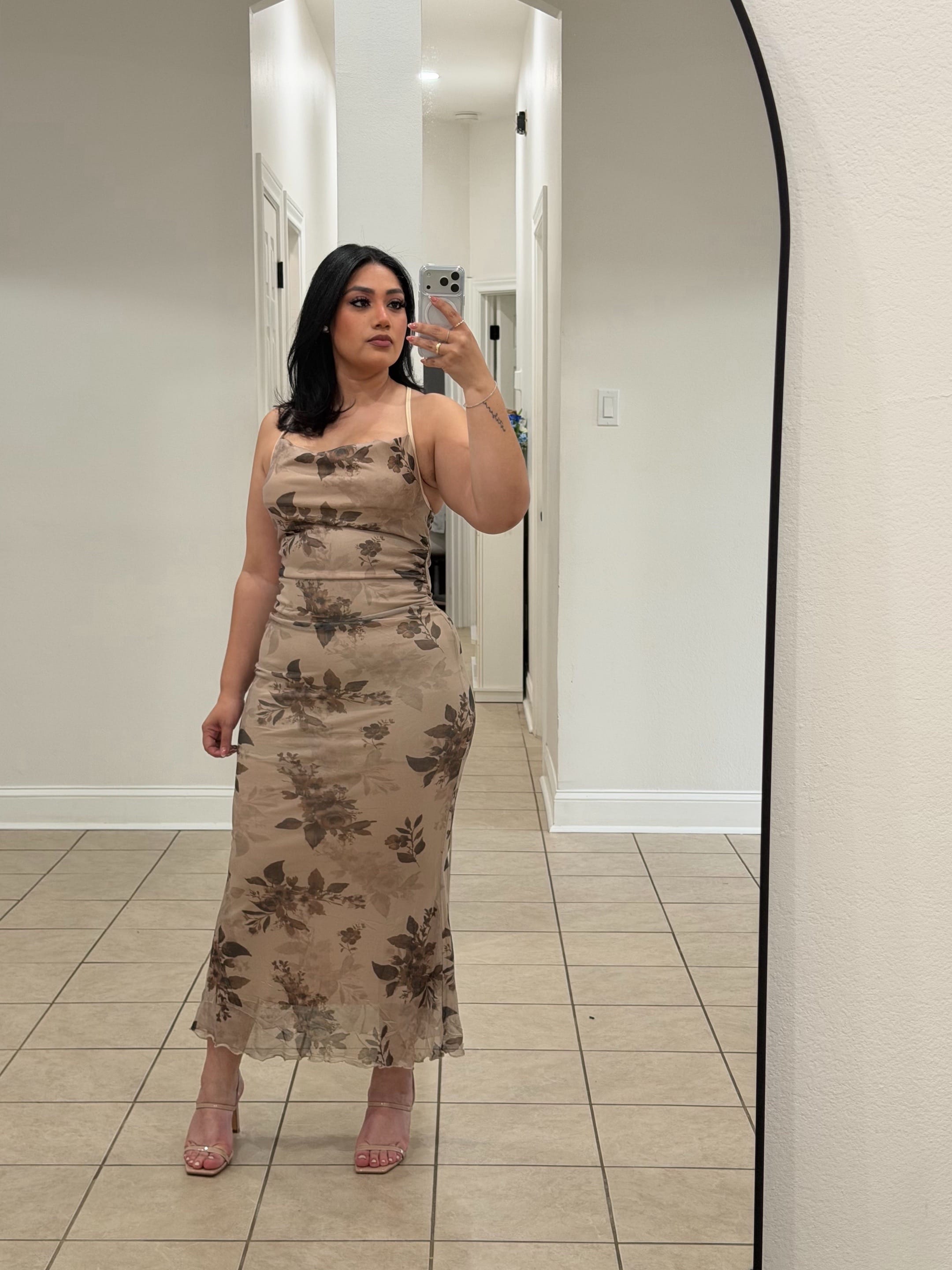 Post 4 by Maria on TikTok (video)