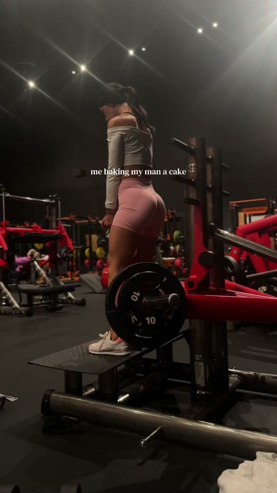 Post 8 by ALYSSABETH DEANN on TikTok (video)