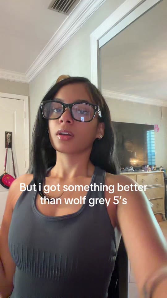 Post 6 by $oFly on TikTok (video)