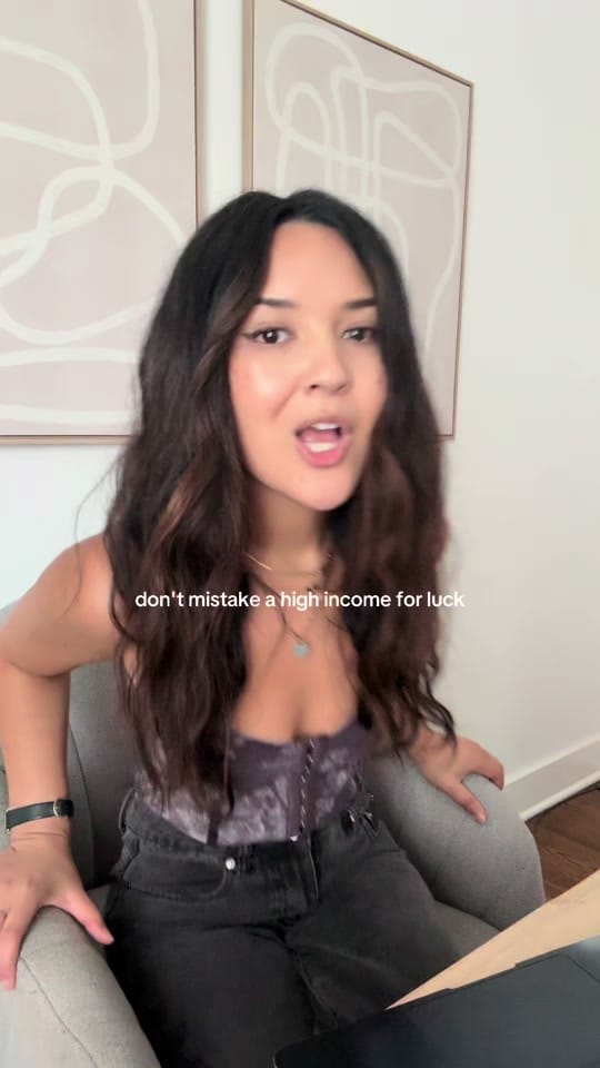Post 7 by Alyssa on TikTok (video)