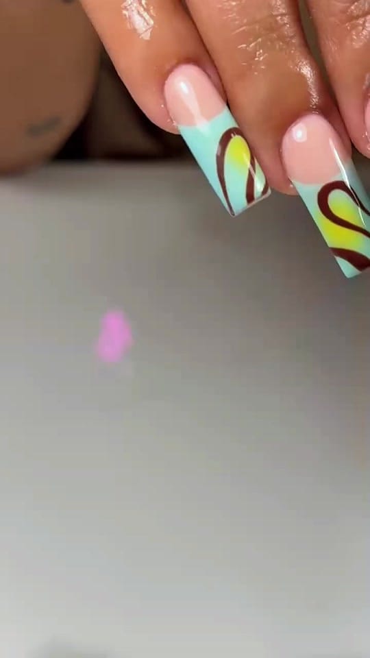 Post 2 by Alison Rae on TikTok (video)