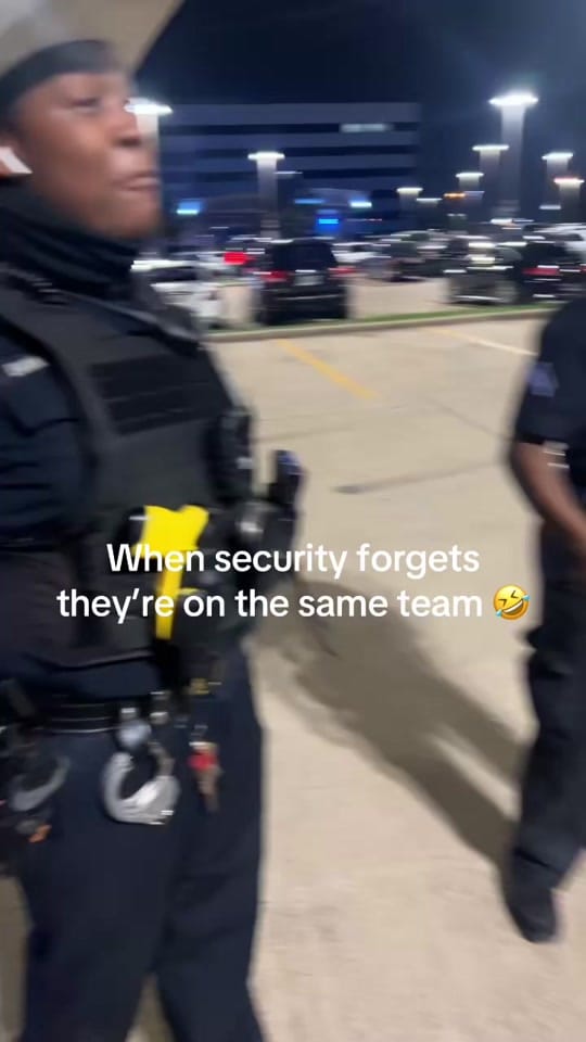 Post 6 by SRT HARRIS 😈💙 on TikTok (video)