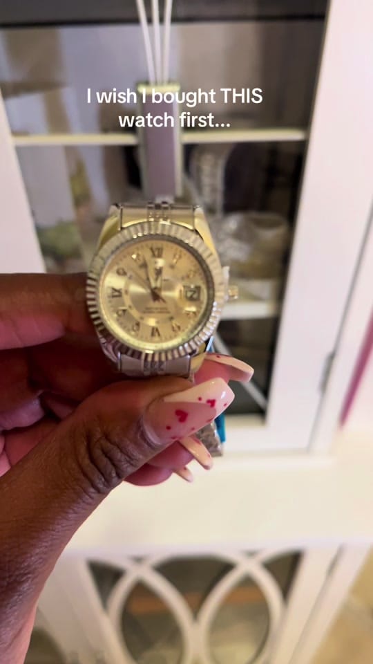 Post 8 by Royalisthair on TikTok (video)