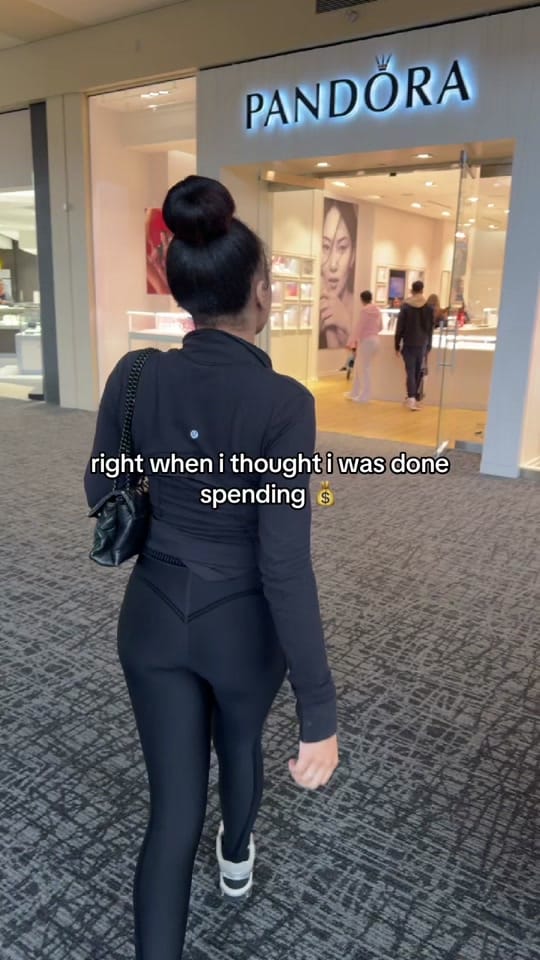 Post 6 by Vell & Trin💞 on TikTok (video)