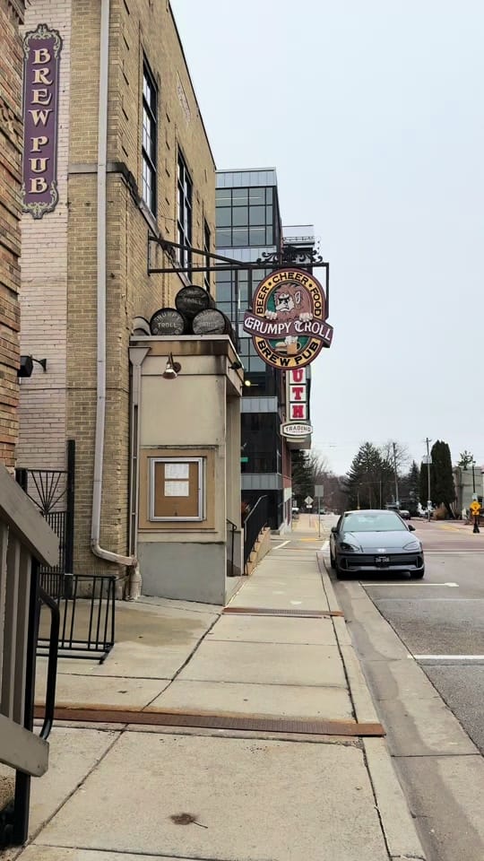 Post 5 by Sam Buschman on TikTok (video)