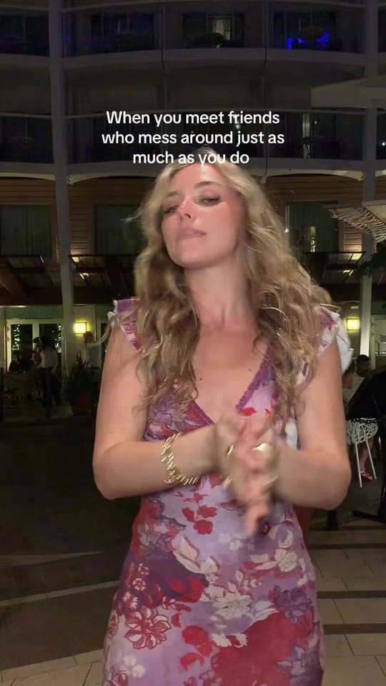 Post 1 by Kleine on TikTok (video)