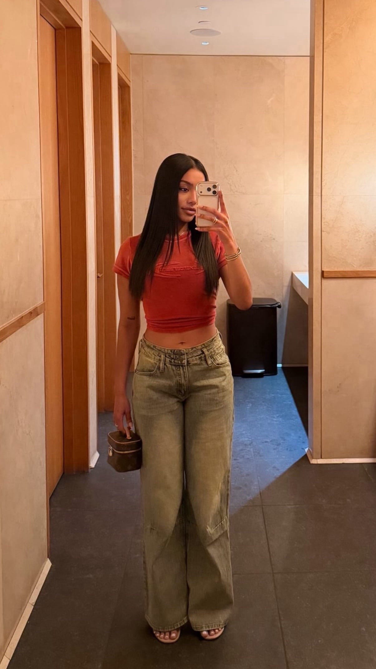 Post 1 by LINDSEY on TikTok (video)
