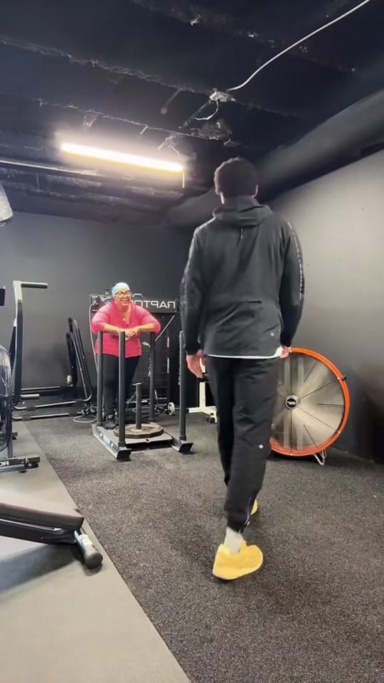 Post 1 by Dominique on TikTok (video)