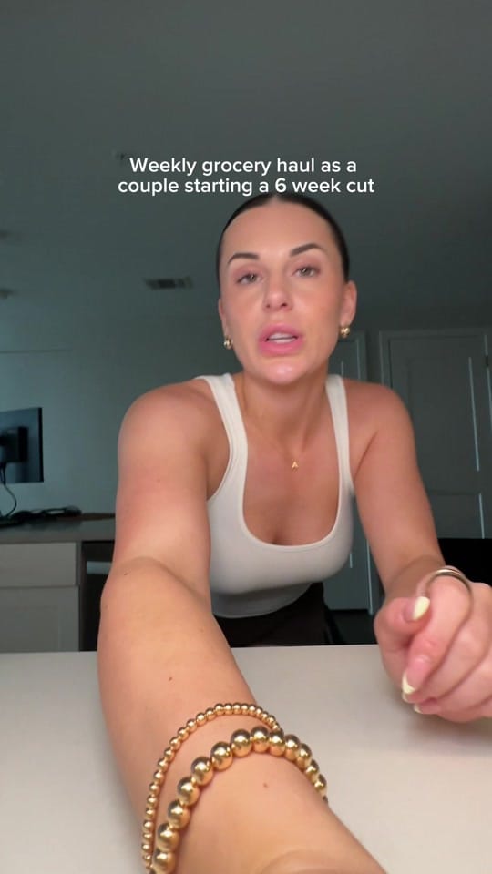 Post 4 by Desre | Women’s Fitness Coach on TikTok (video)