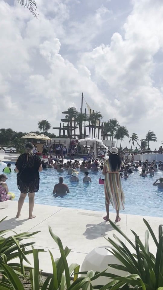 Post 10 by Florida Food Fun on TikTok (video)