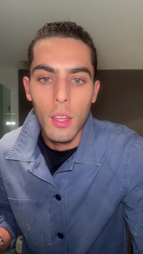 Post 7 by yannis on TikTok (video)