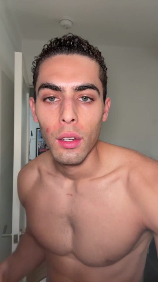 Post 2 by yannis on TikTok (video)
