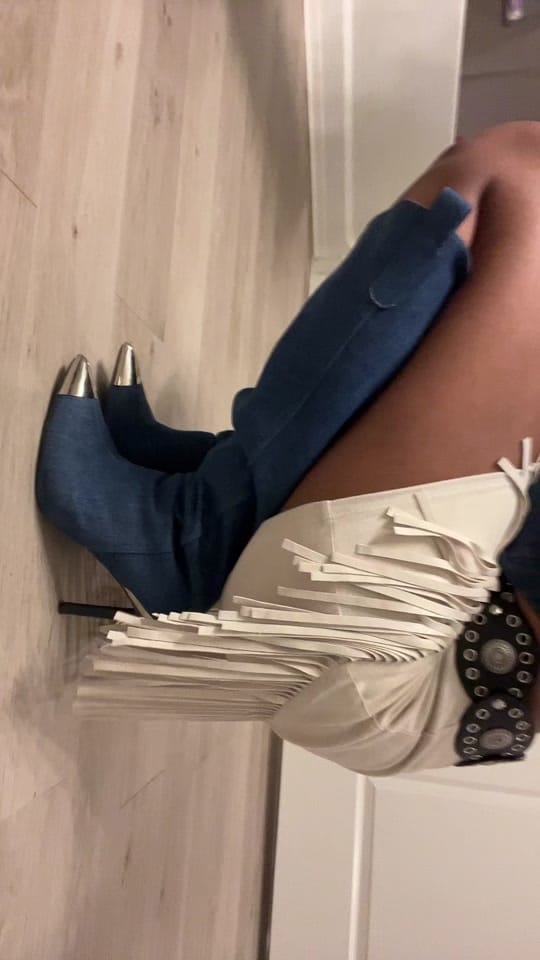 Post 1 by Neha Shetty on TikTok (video)