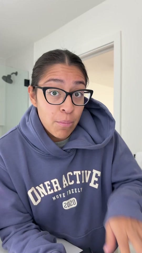 Post 3 by Leslie Vallecillo on TikTok (video)