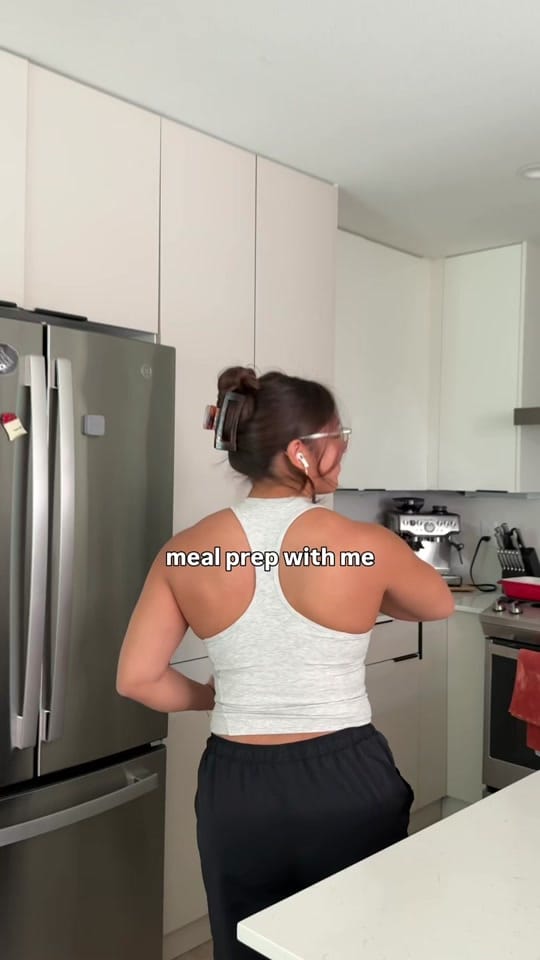 Post 1 by Leslie Vallecillo on TikTok (video)