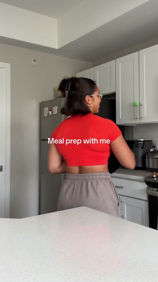 Post 10 by Leslie Vallecillo on TikTok (video)