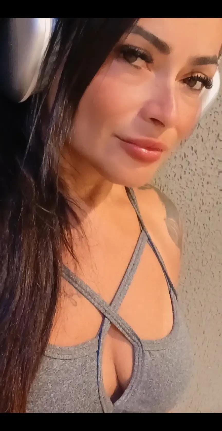 Post 6 by Renata R on TikTok (video)