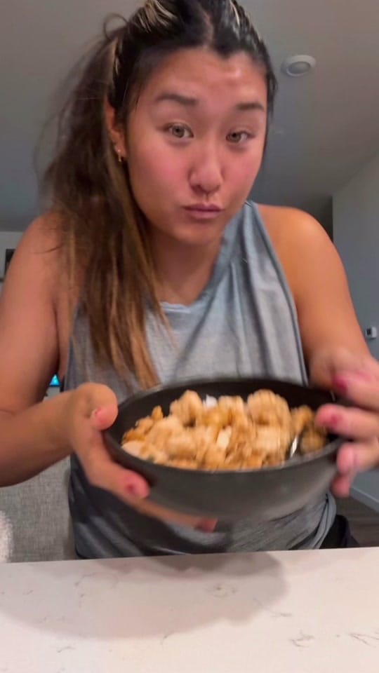 Post 2 by Lindseyjeats on TikTok (video)