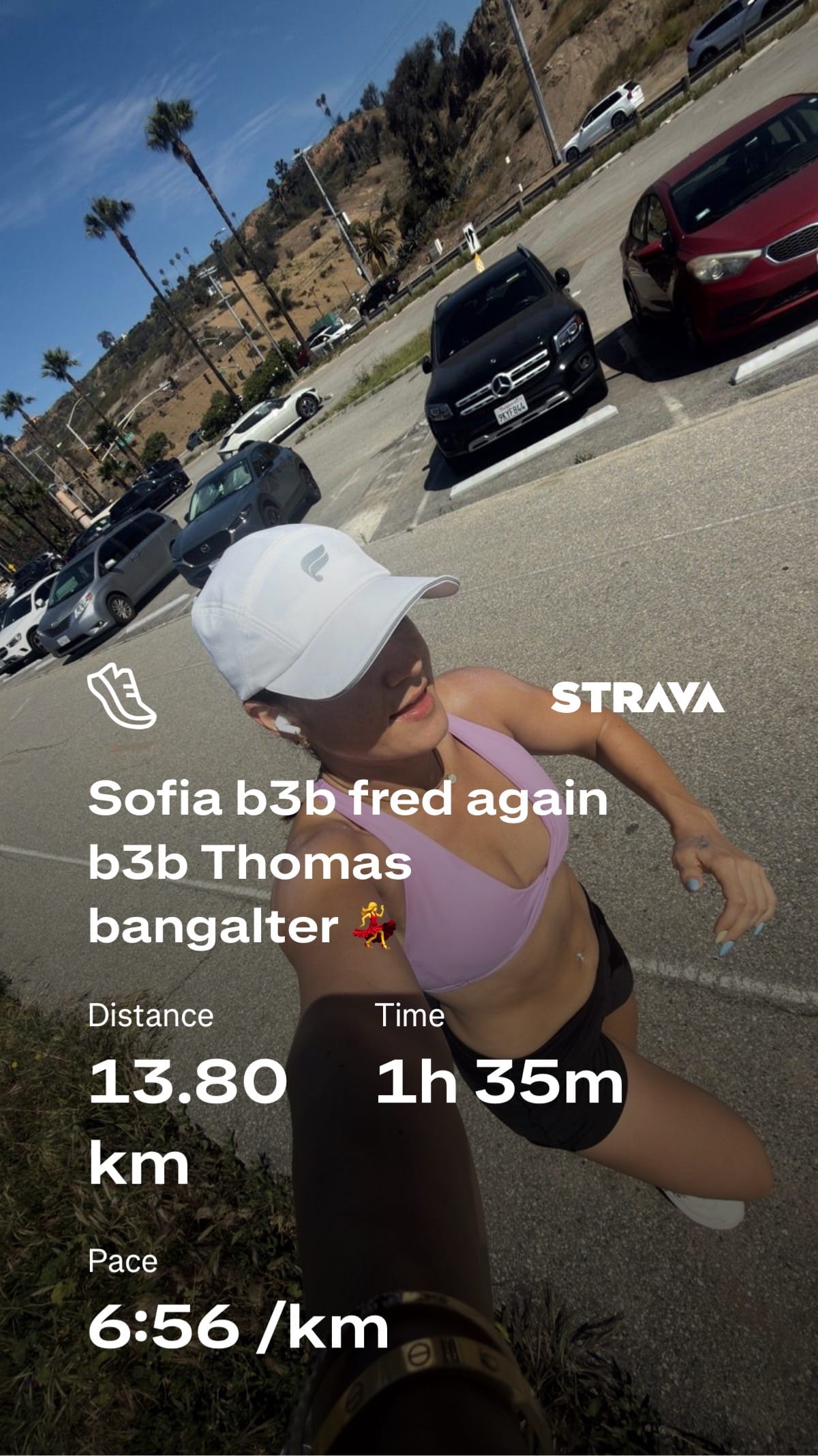 Post 5 by Sofia on TikTok (video)