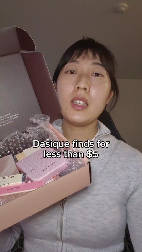 Post 5 by Jinree on TikTok (video)