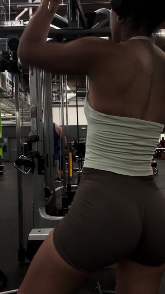 Post 10 by Tiyannawoods on TikTok (video)
