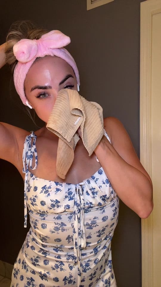 Post 5 by Sarah K💜 on TikTok (video)