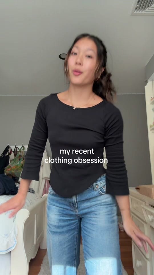 Post 7 by Julia Bedell on TikTok (video)