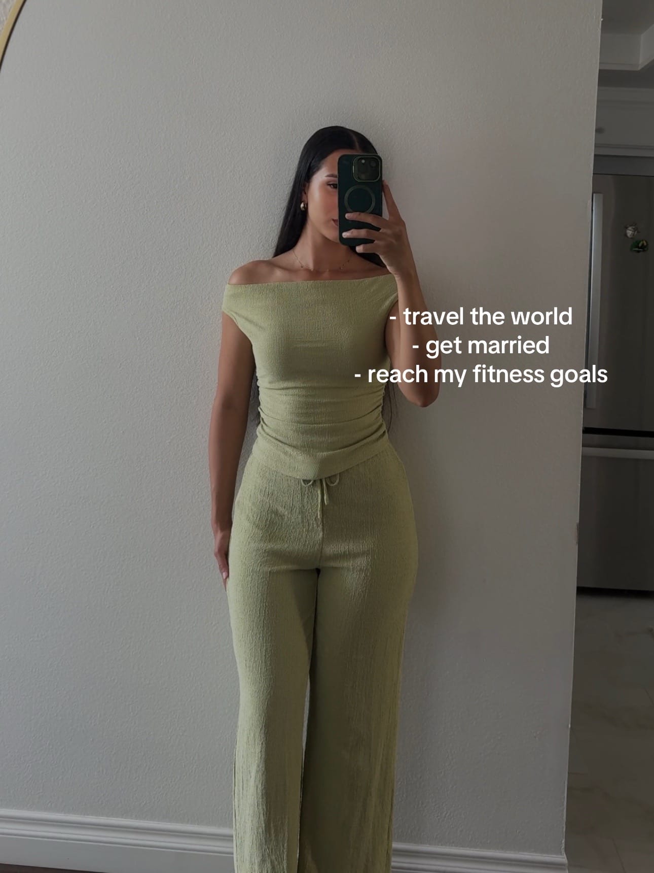 Post 6 by Nikky on TikTok (video)